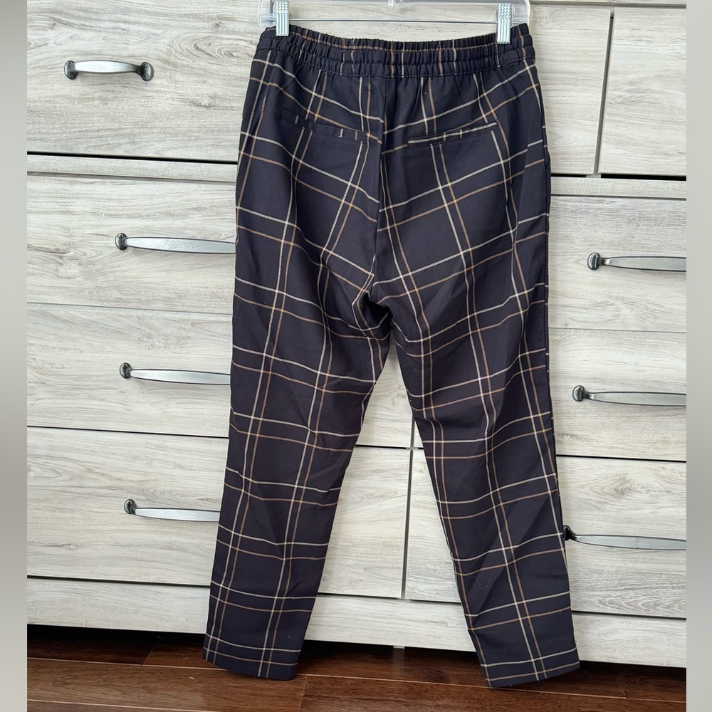 H&M Pants in soft twill, elasticized waistband size 6 - Picture 2 of 6